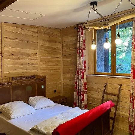 Grange Renovee, Pyrenees Ariegeoises, Haute Ariege * Auzat