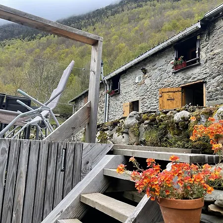 Grange Renovee, Pyrenees Ariegeoises, Haute Ariege * Auzat