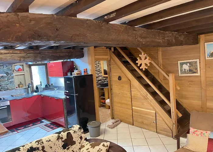 Hébergement de vacances Grange Rénovée, Pyrénées Ariégeoises, Haute Ariège Auzat